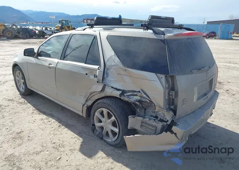 2004 Cadillac Srx V8 z USA, uszkodzony, nr VIN 1GYDE63A240121798